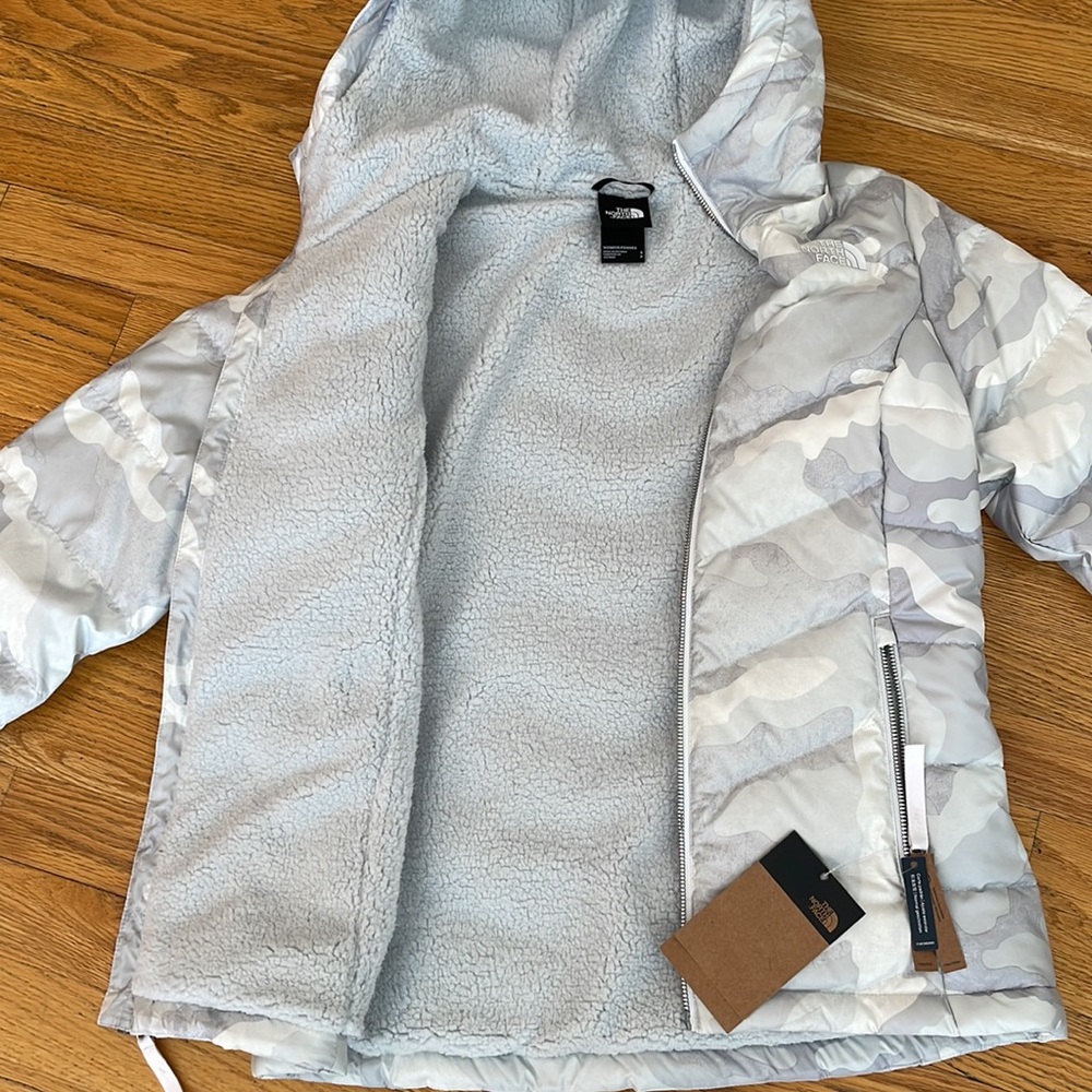 NWT North Face Jacket - Picture 4 of 6